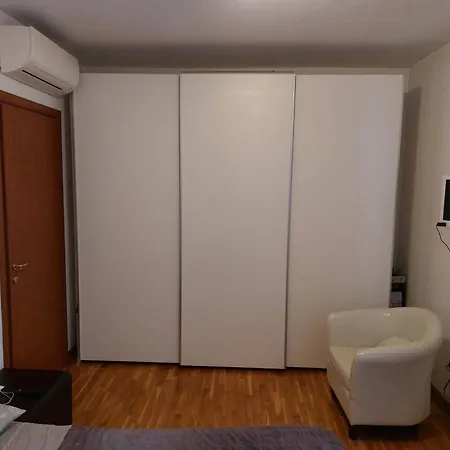 Deluxe Appartament 100 M² For 4 People Near Racetrack Appartement