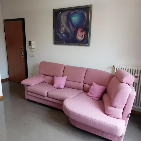 Deluxe Appartament 100 M² For 4 People Near Racetrack * イーモラ
