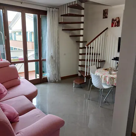 Deluxe Appartament 100 M² For 4 People Near Racetrack Appartamento Imola
