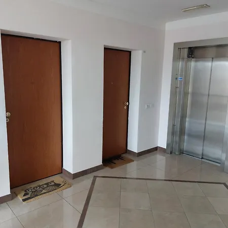 Deluxe Appartament 100 M² For 4 People Near Racetrack Imola