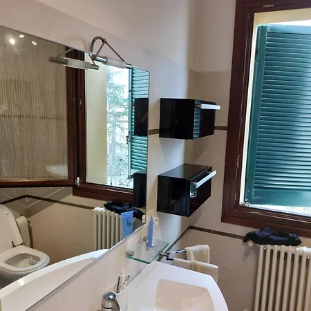 アパート Deluxe Appartament 100 M² For 4 People Near Racetrack イーモラ