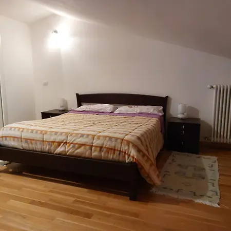アパート Deluxe Appartament 100 M² For 4 People Near Racetrack
